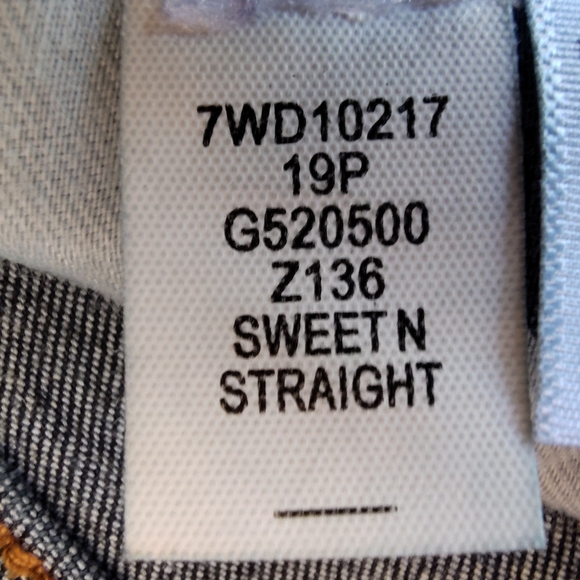 Lucky Brand Sweet-n-Straight "Like New" - Picture 12 of 13
